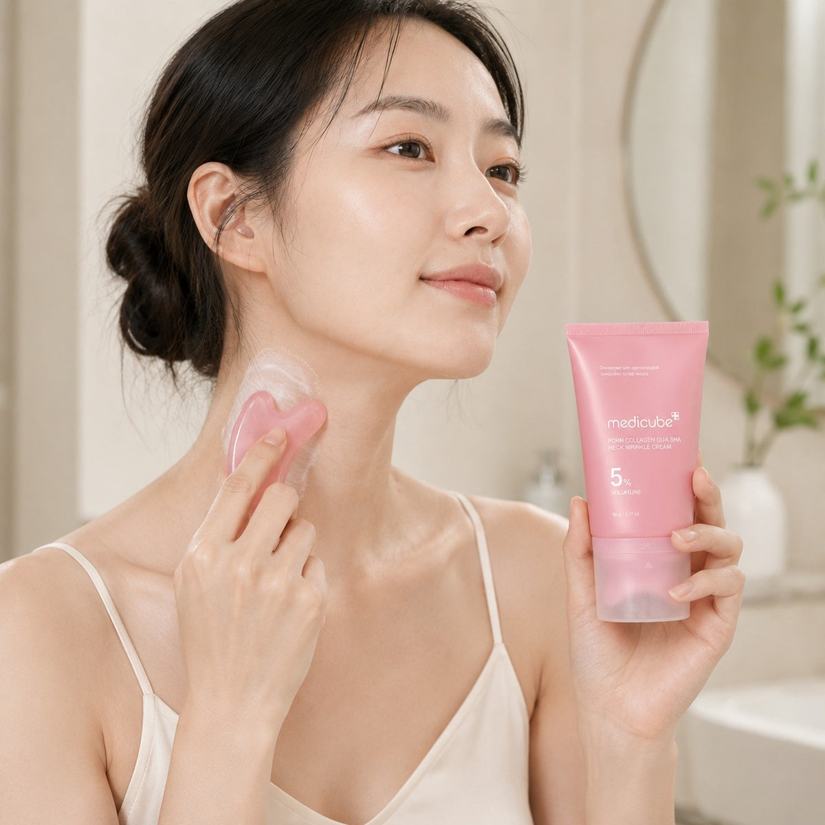 medicube PDRN Collagen Gua Sha Neck Wrinkle Cream 90g